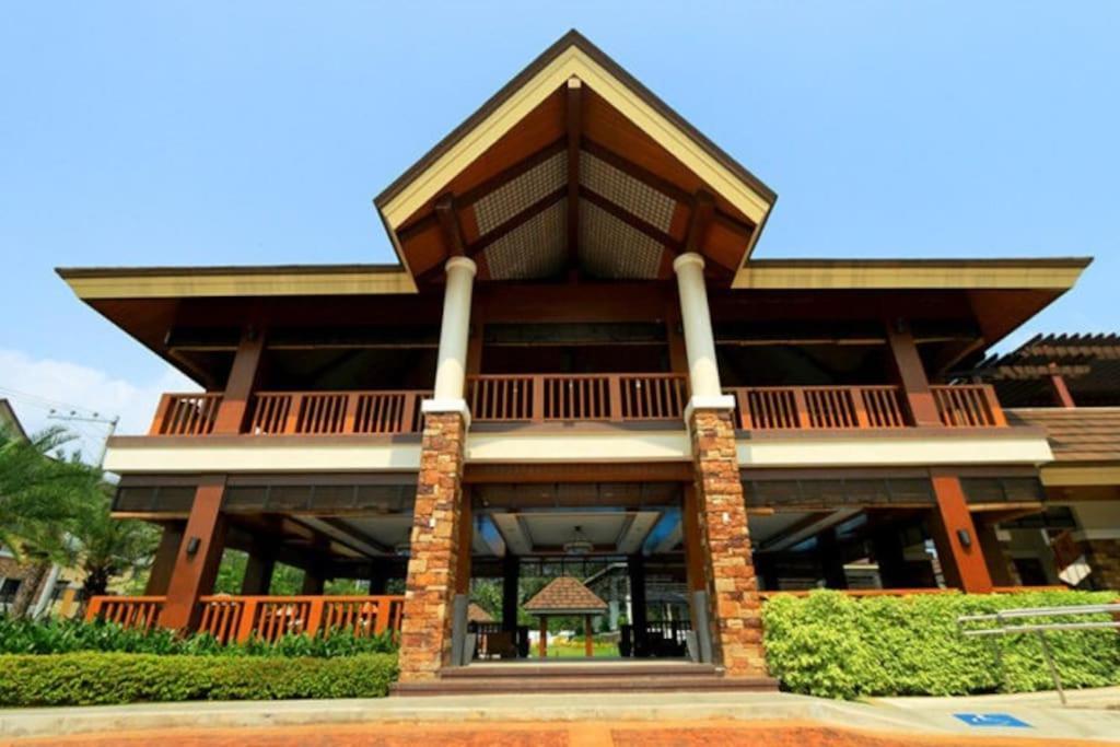Dreamy 2Br Condo, With A Golf Course View 세부 외부 사진